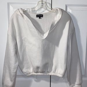 White pretty little thing cropped v neck hoodie
